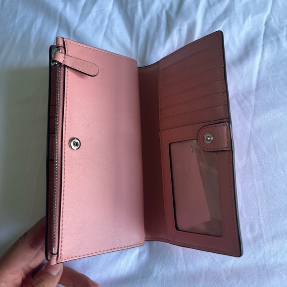 Kate Spade Wallet - Picture 3 of 4